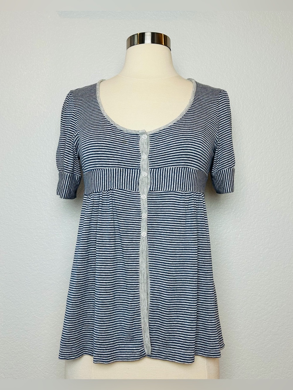Entracte Babydoll Top Womens Size 2/S Heather Gray Striped Button Made In France